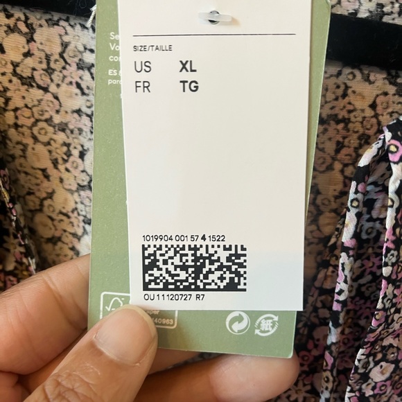 H&M Multicolor Floral Blouse with Ruffles - Picture 6 of 6